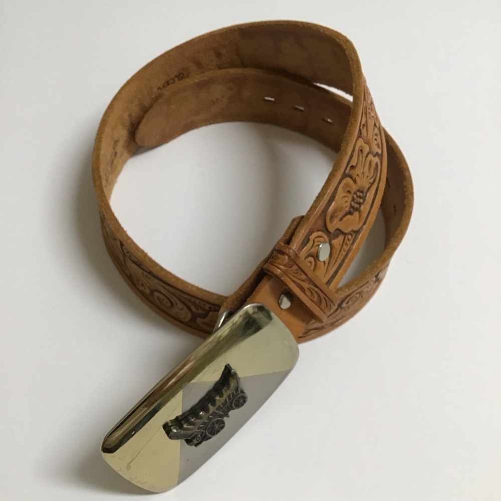 Montana Leather Belt SZ 28 Tooled Tan Western Wagon Buckle Kalispell MT Vintage - Picture 10 of 16